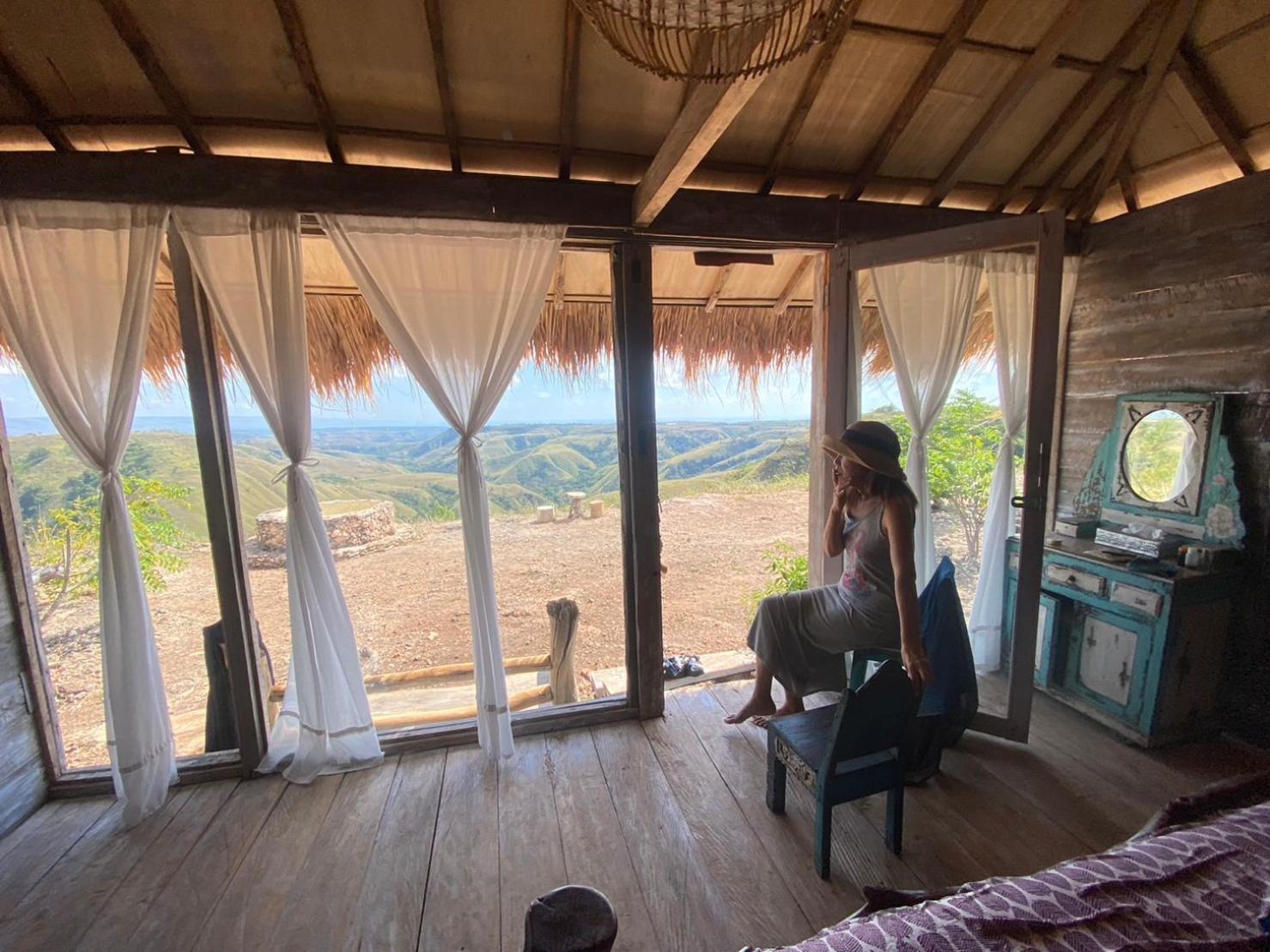 Hars Garden Sumba Hotel Waingapu Exterior photo